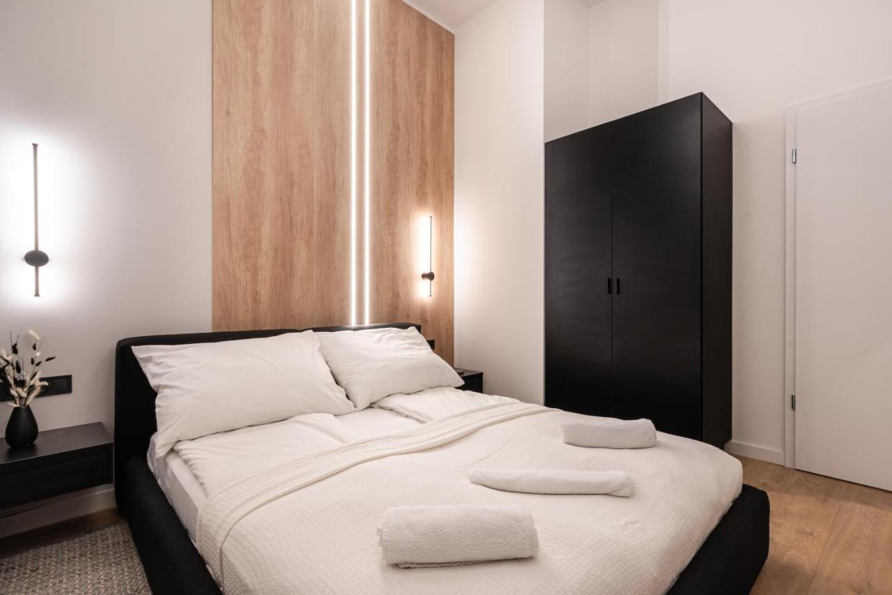 E56 - Grand Boulevard Heritage Residence - Best Location By Bqa Budapest Exterior foto